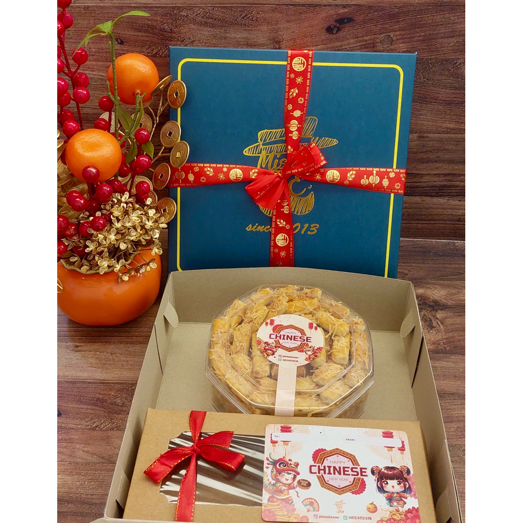 Paket Hampers Imlek 1 Kue Kering Cookies Premium & 1 Brownies Bar CNY Chinese New Year Mister Pie Ma