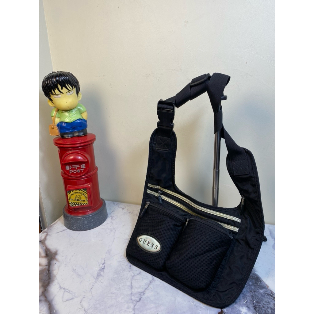 sling bag guess