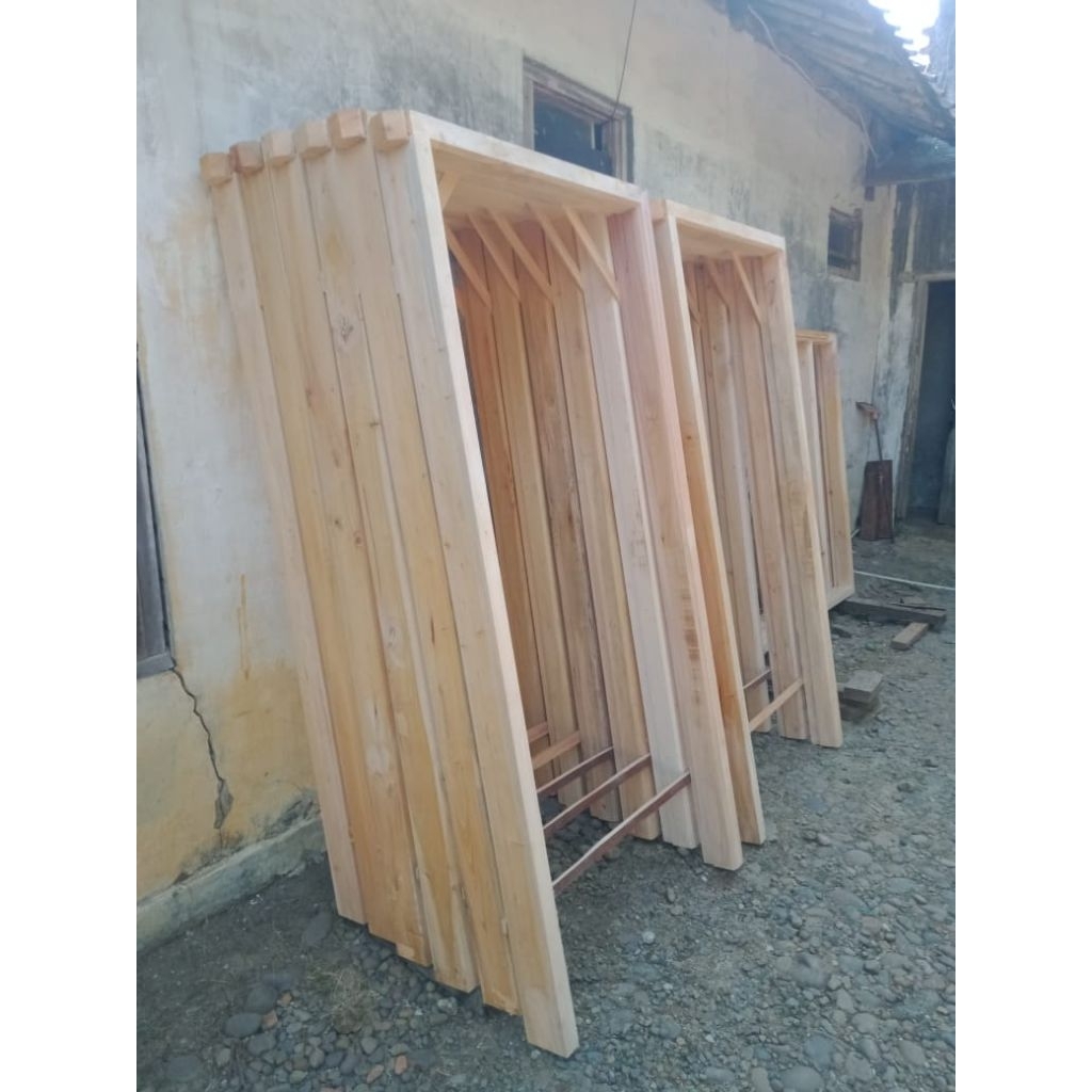 kusen pintu kamar/dapur/pintu depan 80cmX190cm gratis lubang angin/fentilasi udara