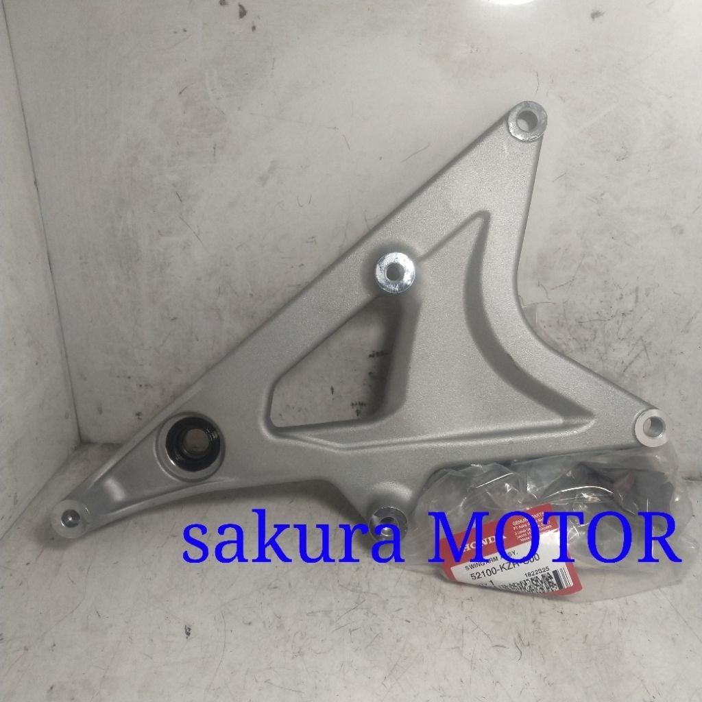 SWING ARM VARIO 125 HELM IN/VARIO 125 ESP/VARIO 150 ESP ORIGINAL HONDA 52100-KZR-C00