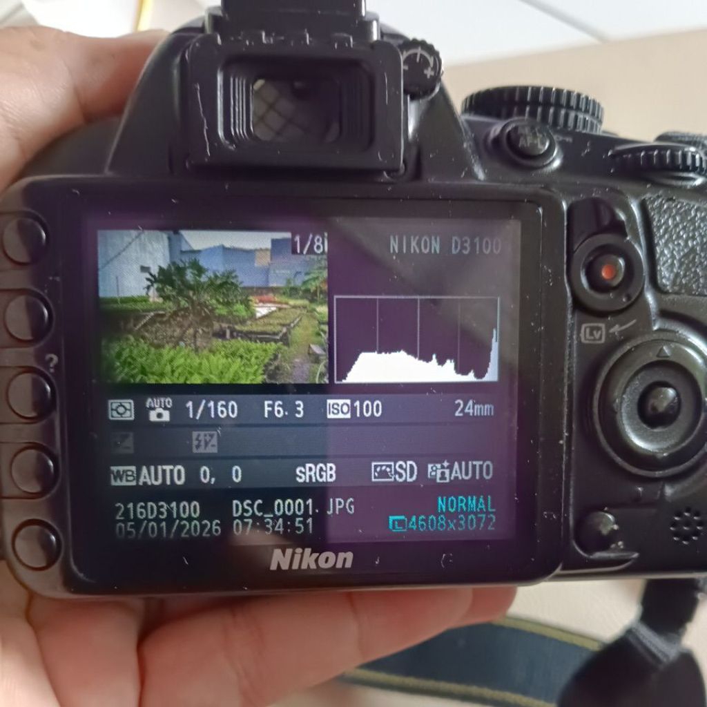 KAMERA DSLR NIKON DX D3100 LENSA 18 55mm