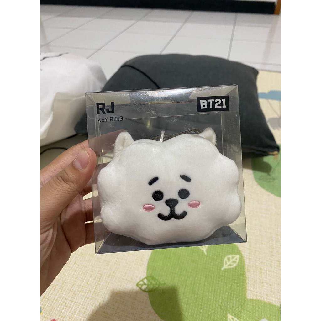 BT21 RJ KEYRING OFFICIAL LINE FRIENDS
