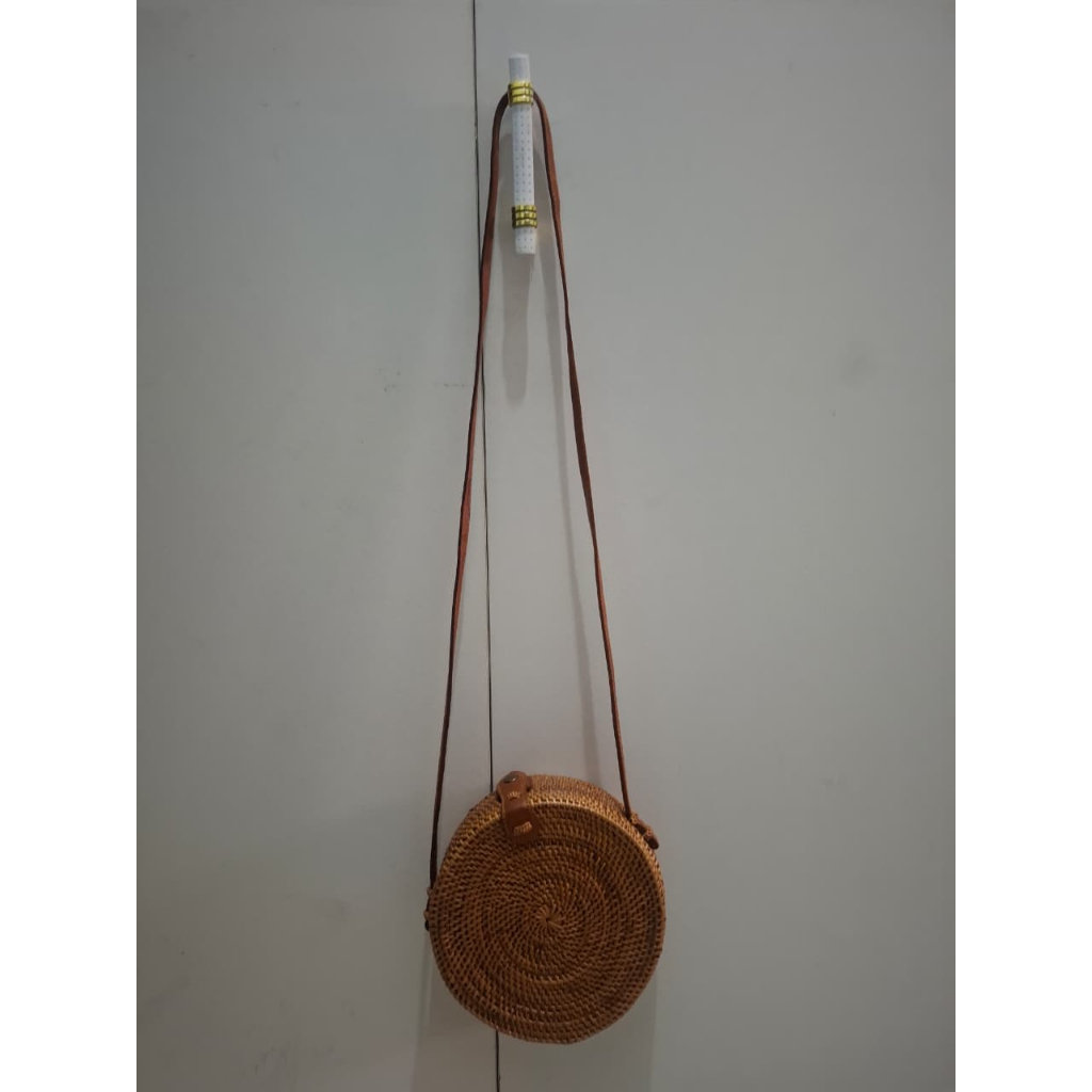 Sling Bag (Tas Anyaman rotan Bali)