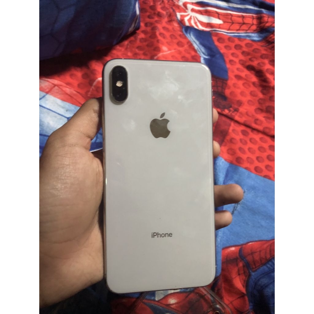iphone xs max lock iCloud