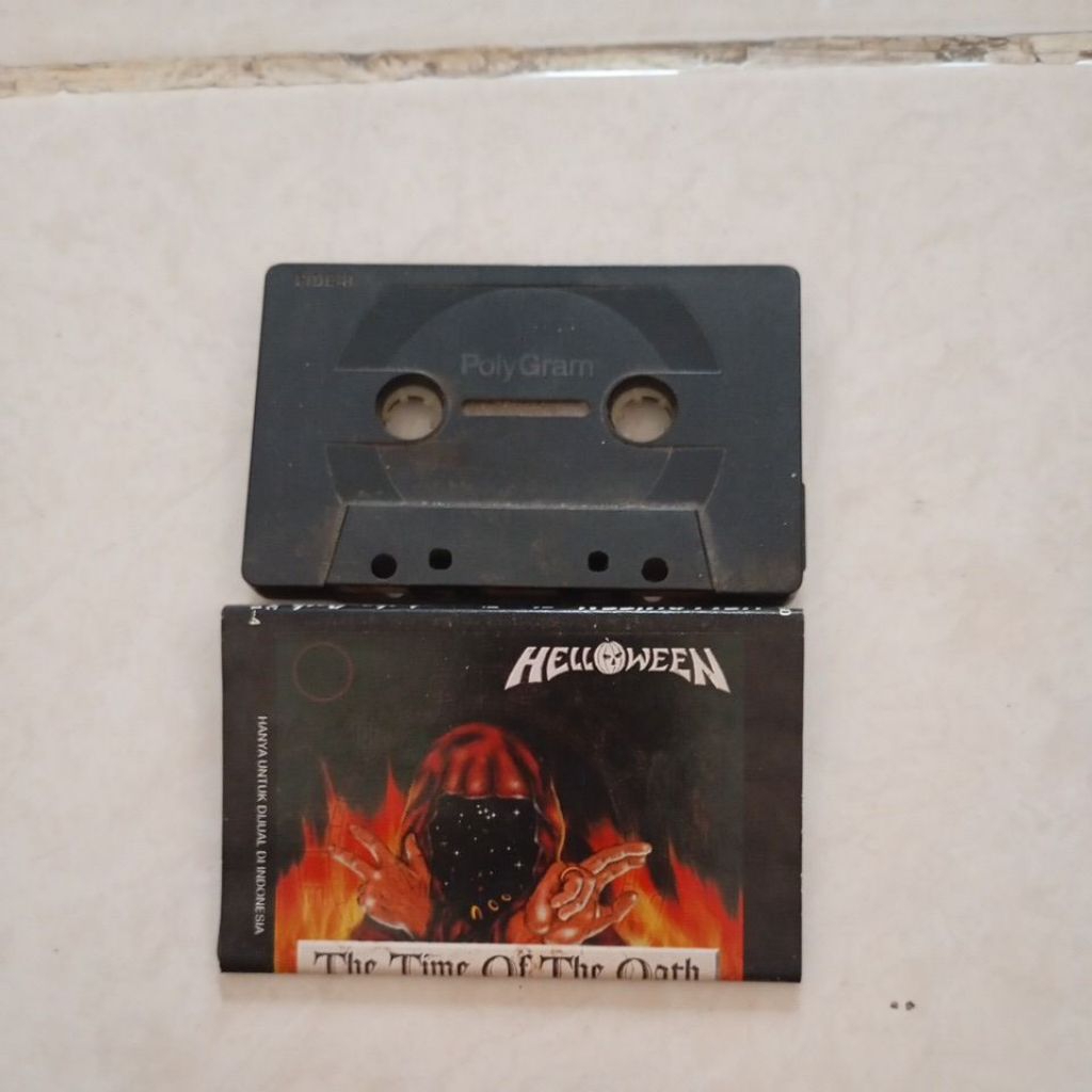 Kaset Pita Hellowen The Time Of The Oath