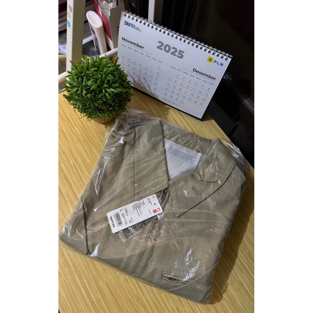 Jaket Pria Uniqlo 2025