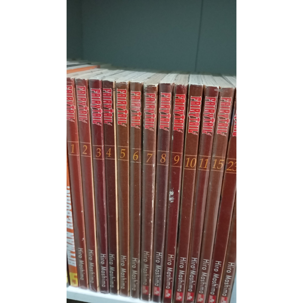 Komik Fairy Tail 1 set (vol 1-10,11,15, dan 23)