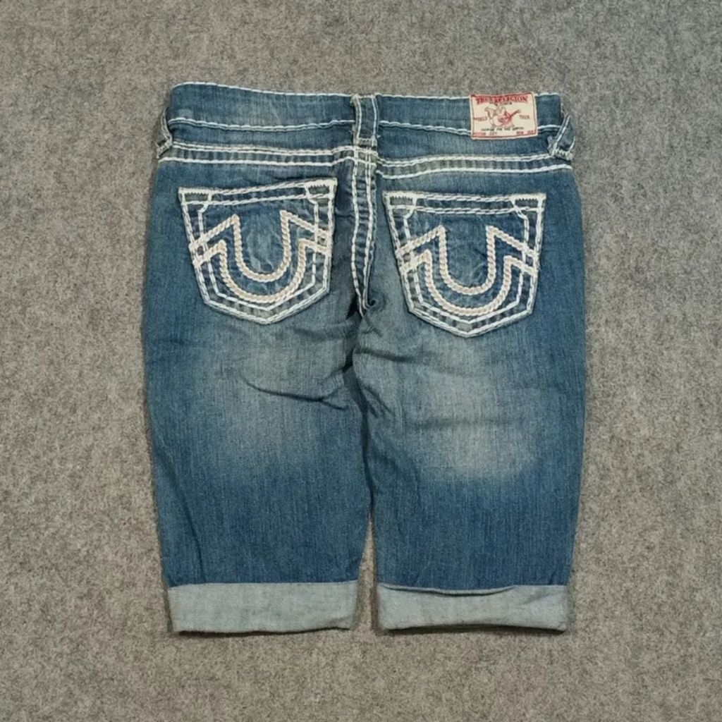 Celana pendek jeans TRUE RELIGION size 26 second