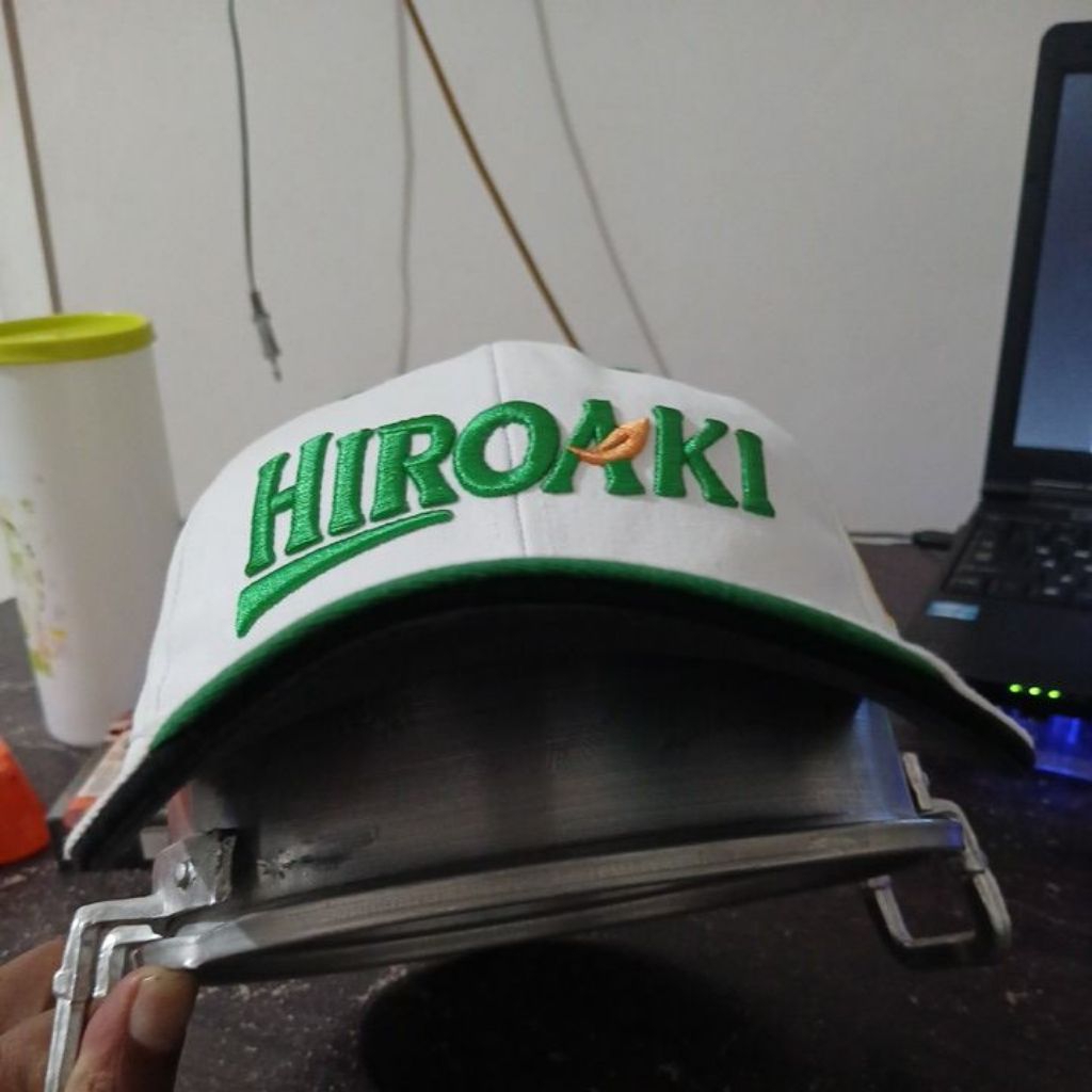 Topi katun denim tebal warna putih logo bordir tebal HIROAKI second Original allsize stelan Velcro  