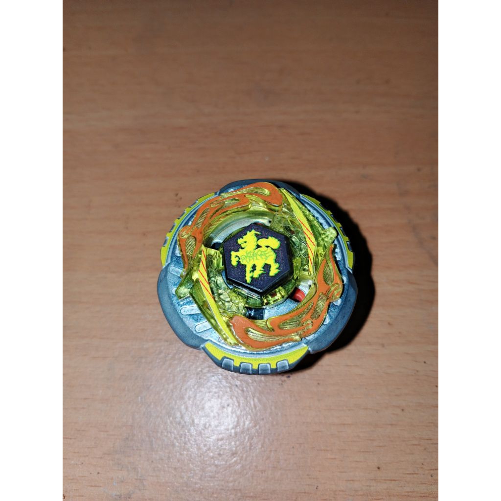 Beyblade metal fight Rock Zuraffa