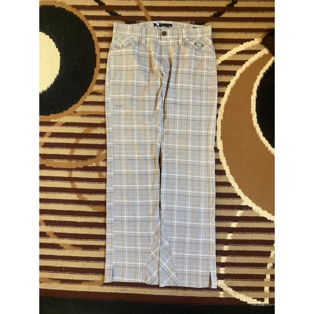 Celana Vintage Oakley Tartan