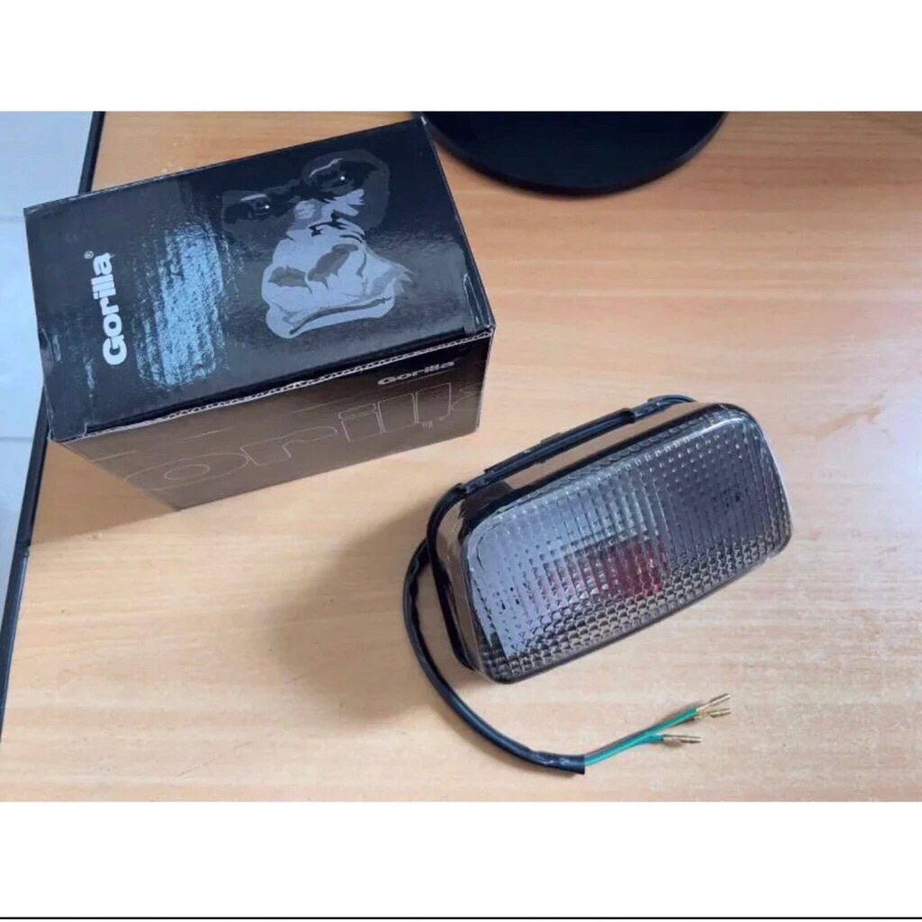 stoplamp blakang tilas tiger 2000 stopan lampu tilas assy tiger lawas merah putih smoke