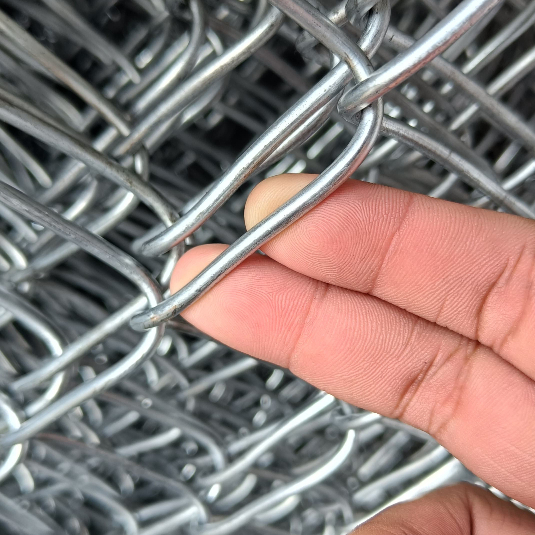 Kawat Harmonika Galvanis Tinggi 1,3 Meter Panjang 20 Meter