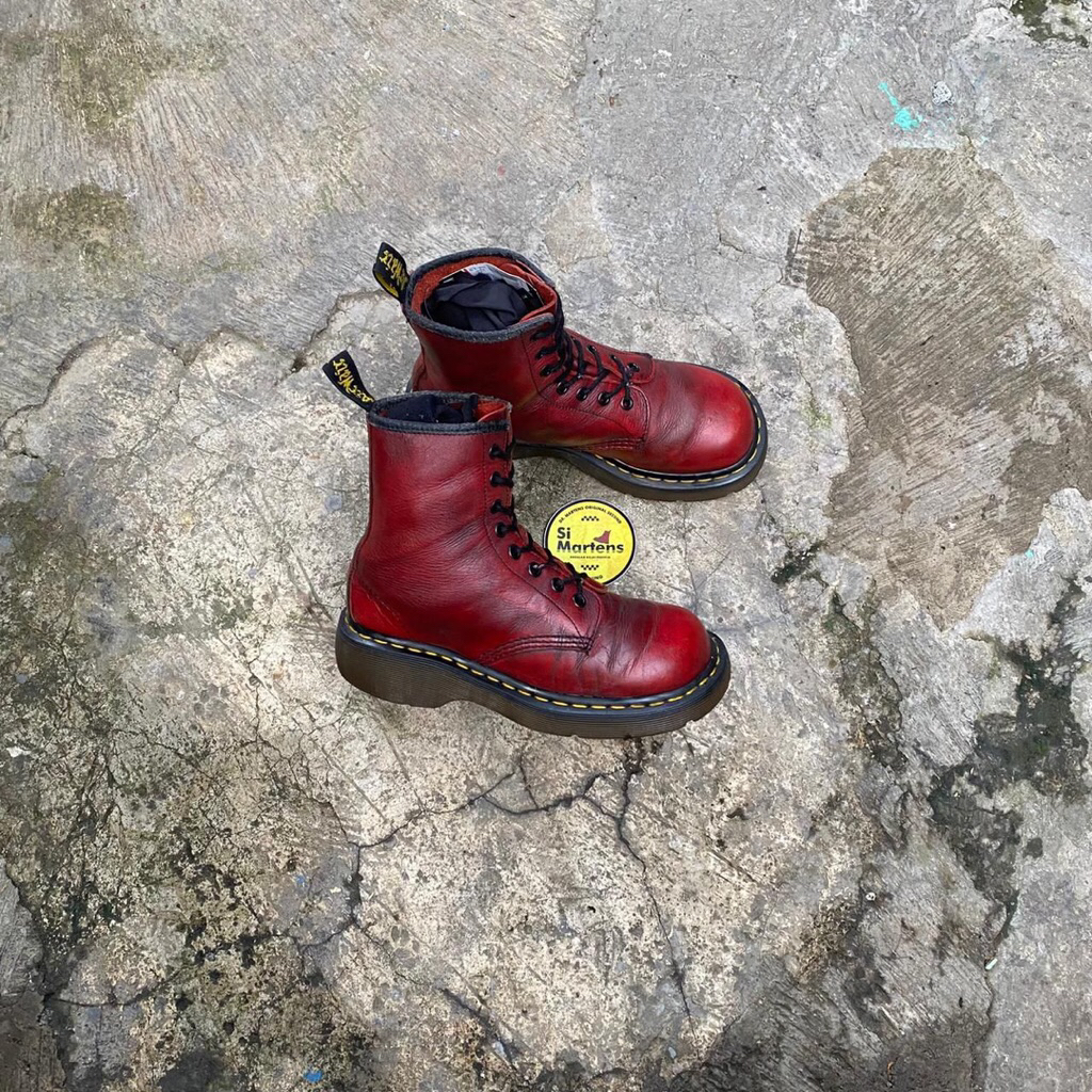 Dr. Martens 1460 Red Arcadia Ori Second – MIT Size 38 EU / 5 UK / 24 CM