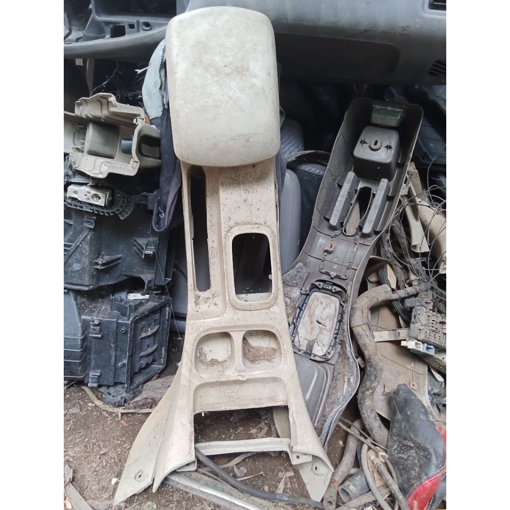 Consoul box Innova 2004-2015