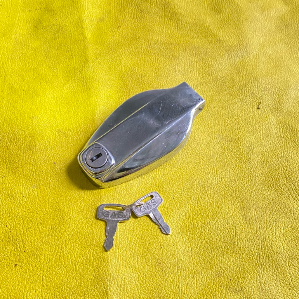 tutup tangki Yamaha rx100 RX 100 rx125 RX 125 rd125 rd 125