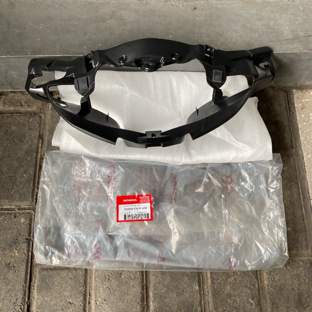 5320B KWW A00 BATOK LAMPU DEPAN REVO ABSOLUTE 110 HITAM ORIGINAL AHM
