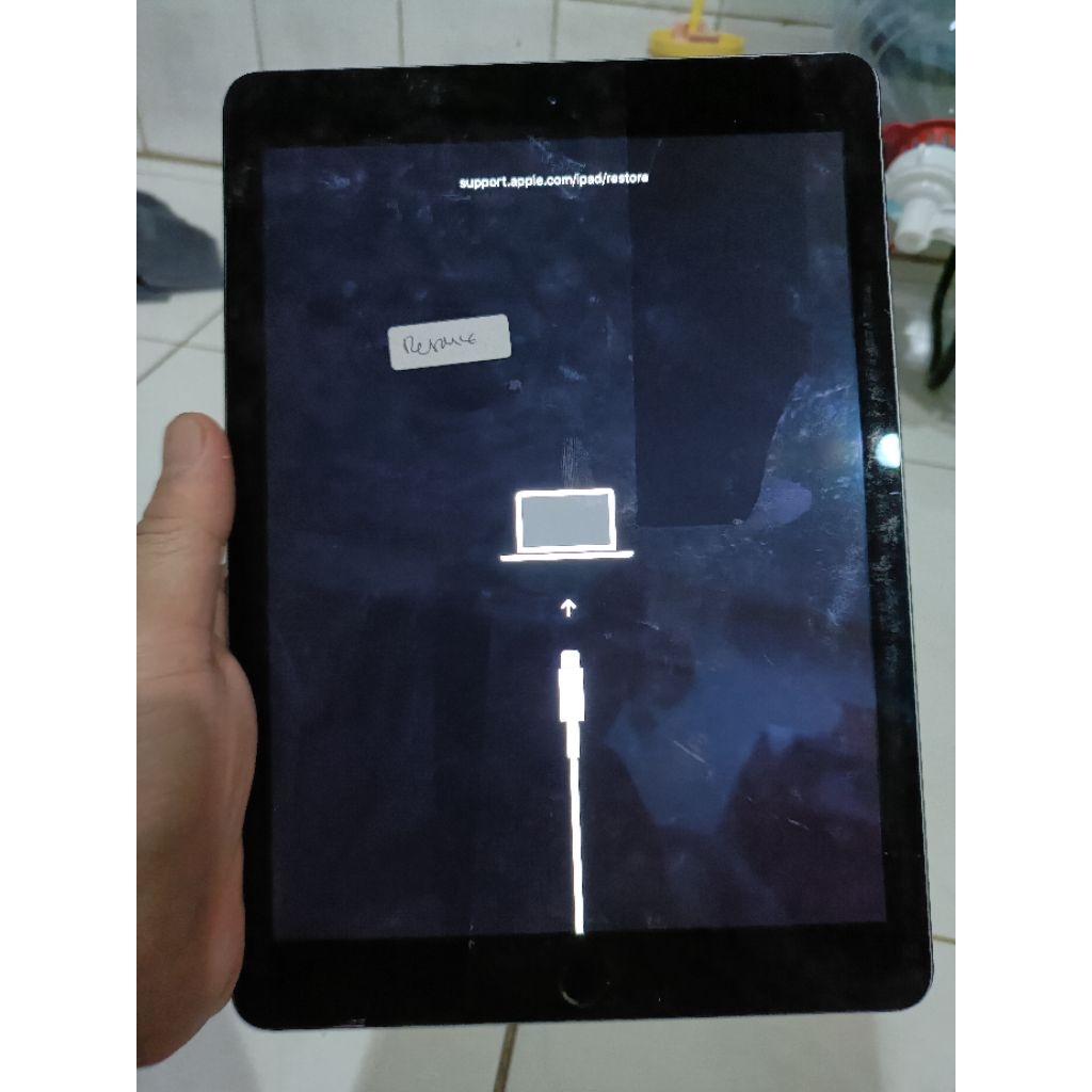 Ipad Air 2 64gb Batangan mulus nyala minus colok Itunes dan retak murah 
