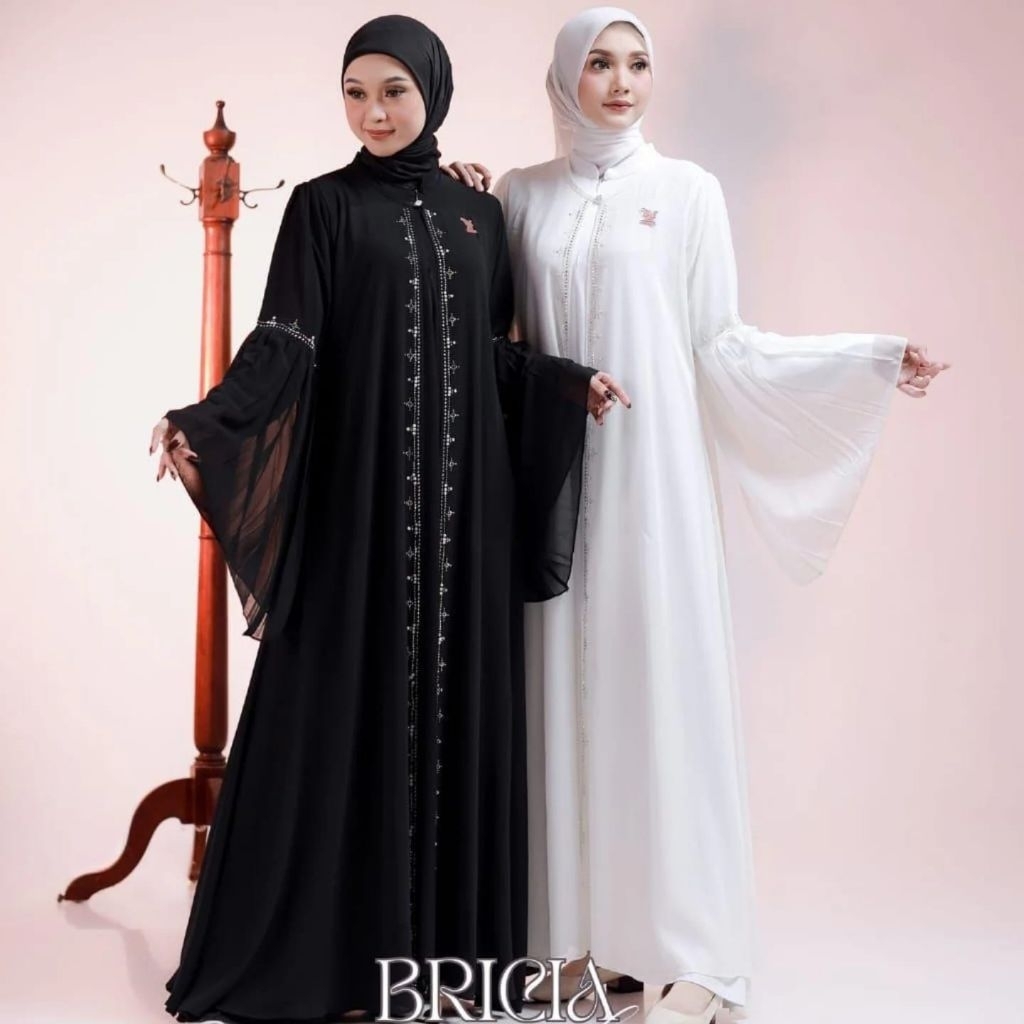 Bricia Abaya Arabic Hitam Dan Putih Mewah Abaya Terbaru 2026 kode 101 Ceruty Babydoll mix Swarovski