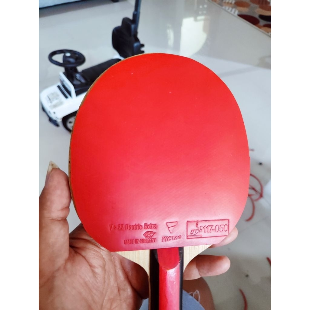 Victas V22 Double Extra Merah