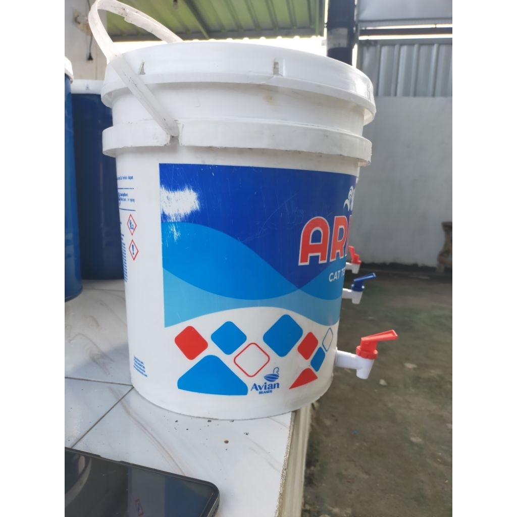 ember cuci tangan .ember kran..ember bersih komplit kran cuci tangan UK 20l