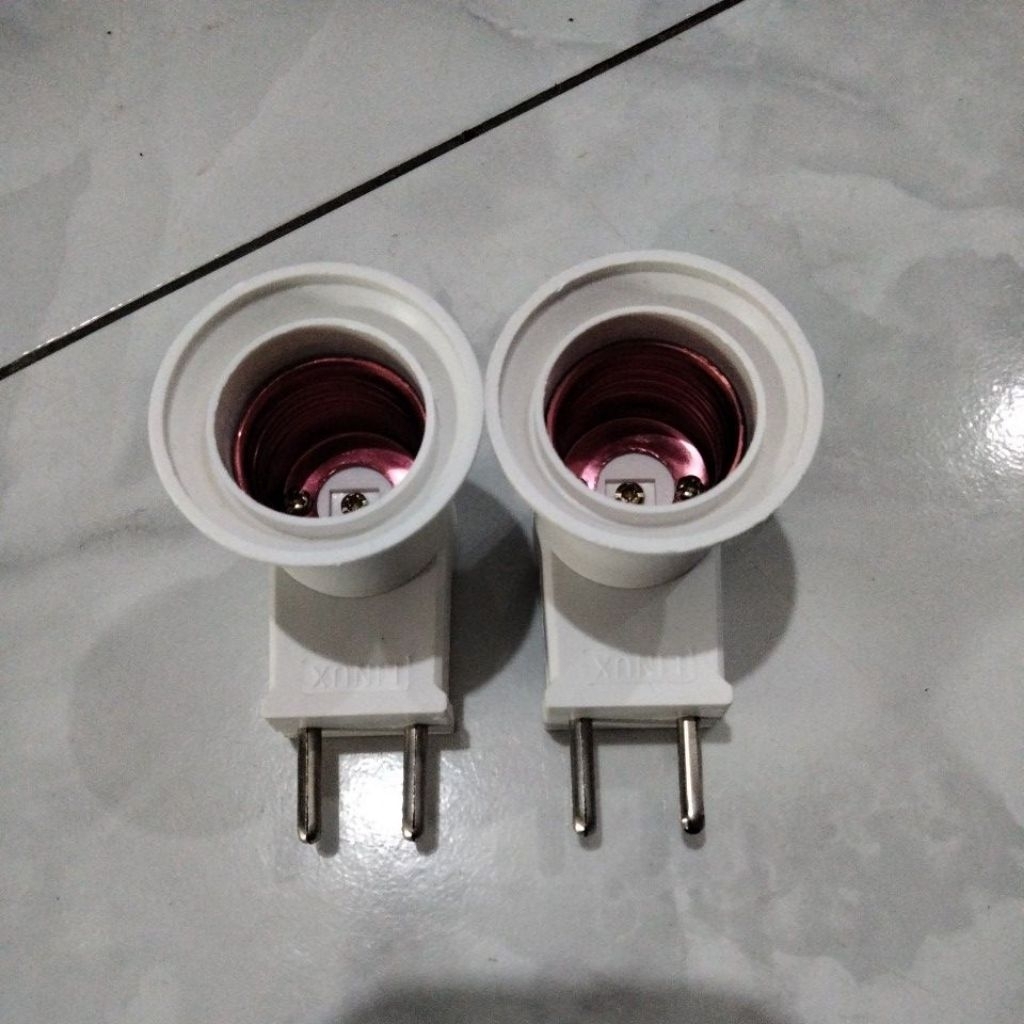 Fitting Lampu Colok Dinding socket lamp holder+switch