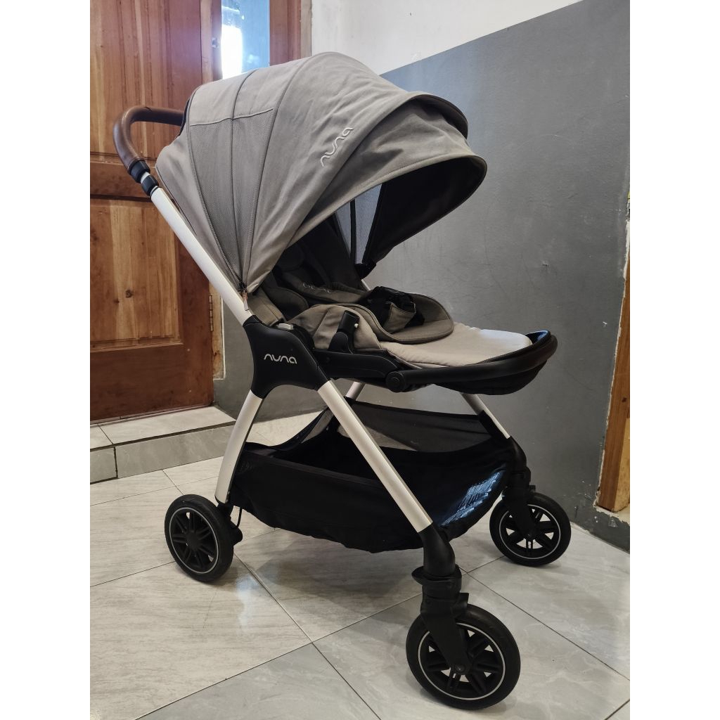 Stroller Nuna Triv - Kereta Dorong Bayi