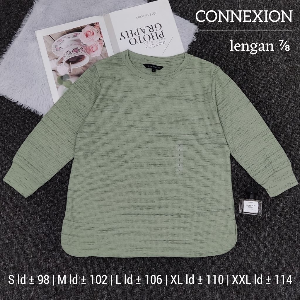 Kaos 7/8 Wanita Connexion