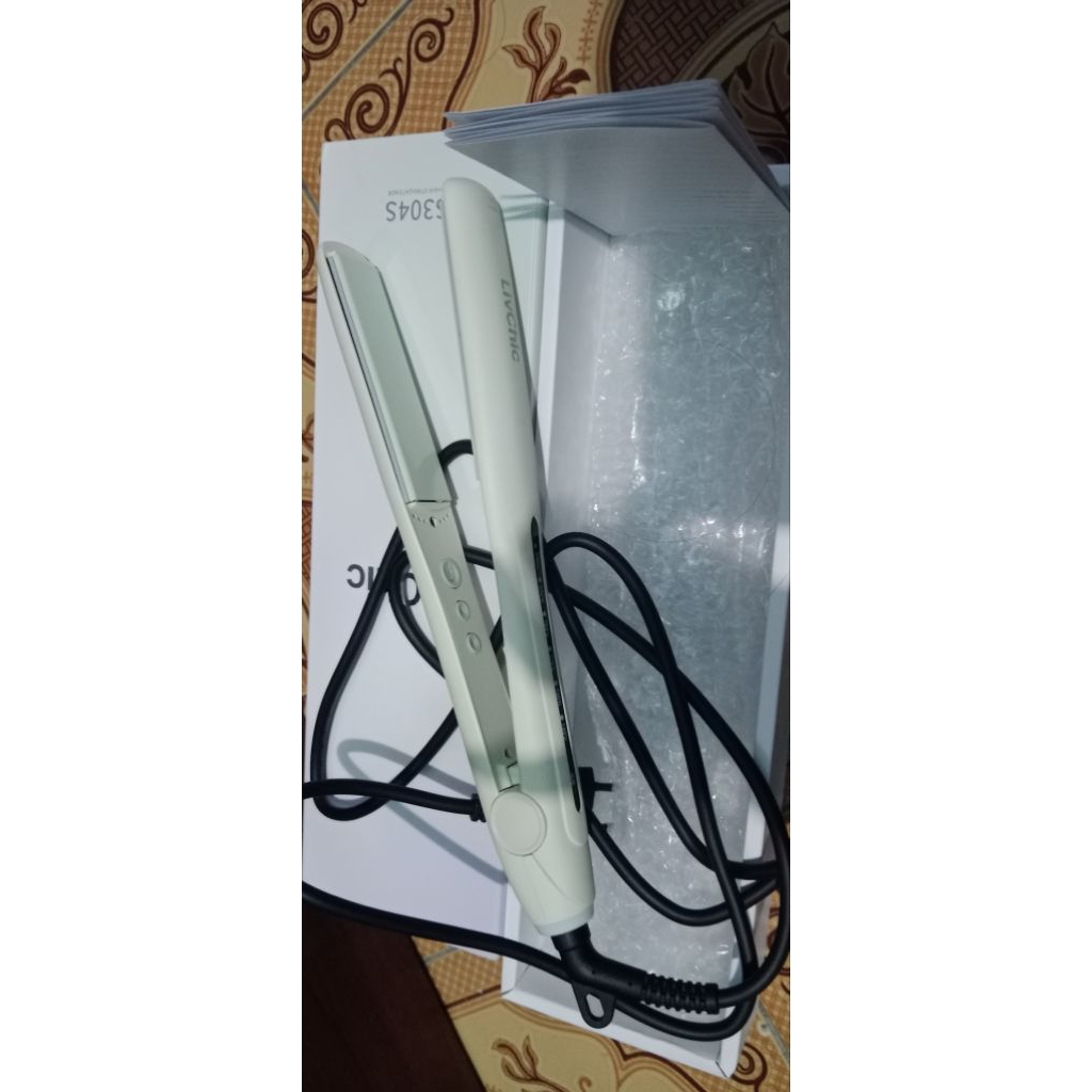 catokan rambut merk LivChic LS304S