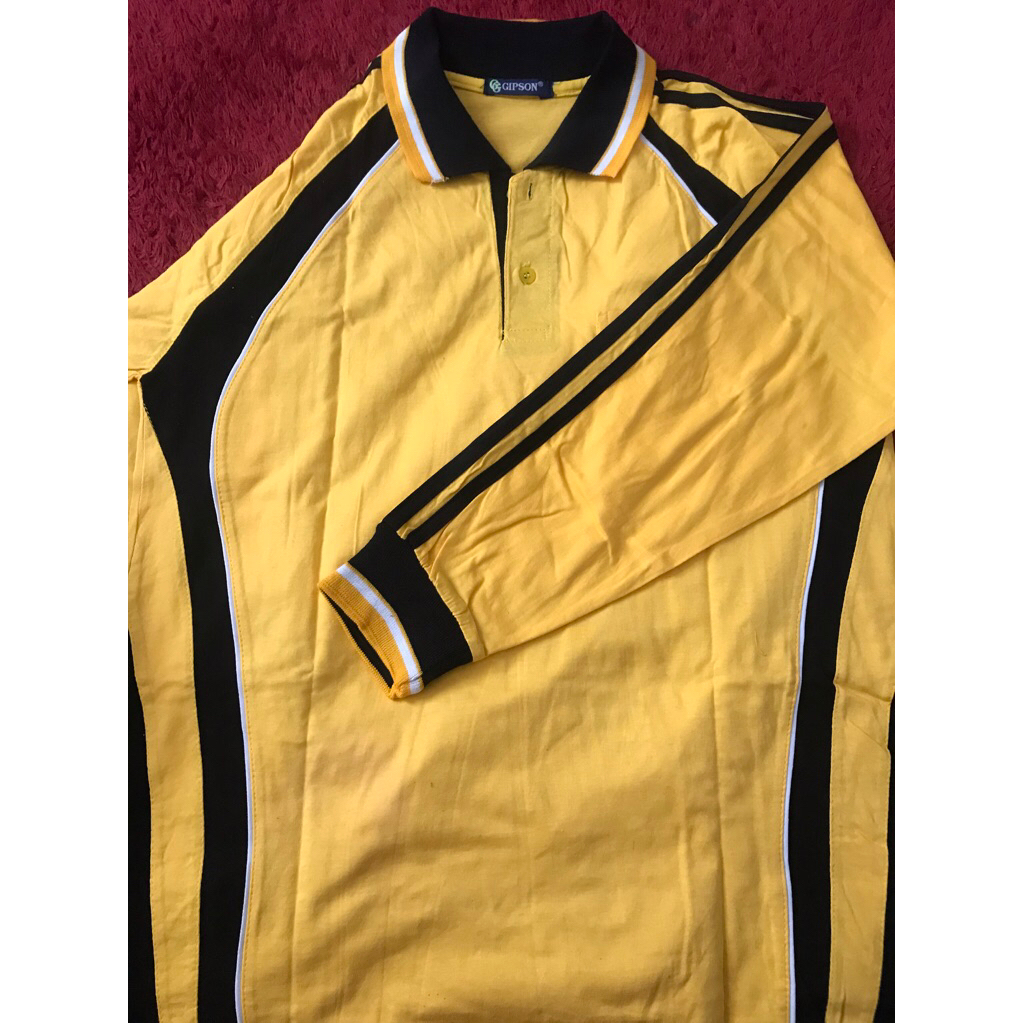 kaos olahraga preloved