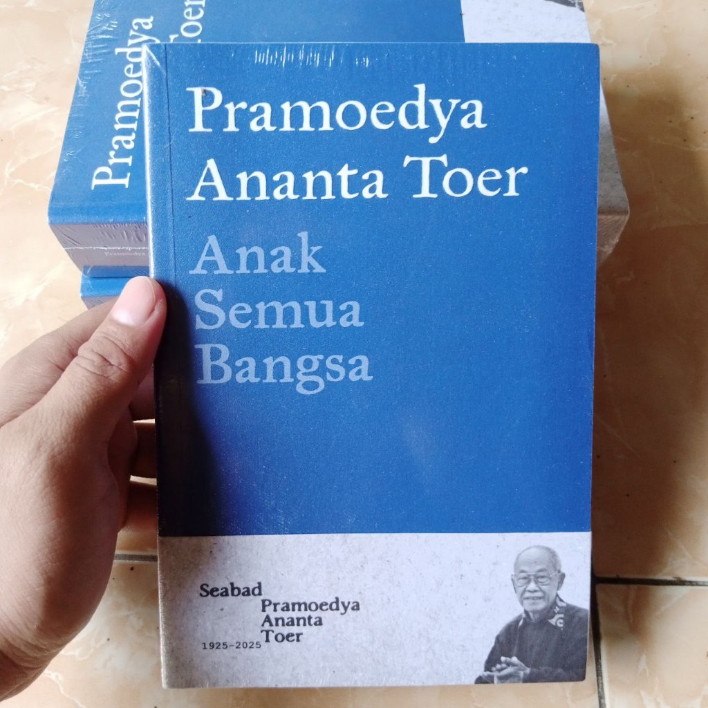 Buku Tetralogi Anak semua bangsa segel original