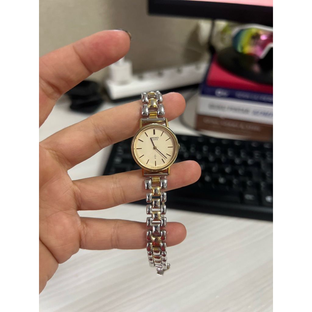 Jam Tangan Wanita Seiko Quartz