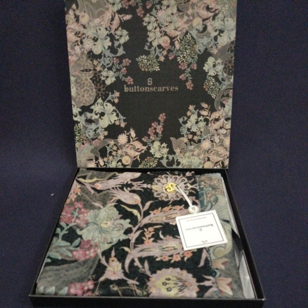 Buttonscarves Topkapi Voal Square Black