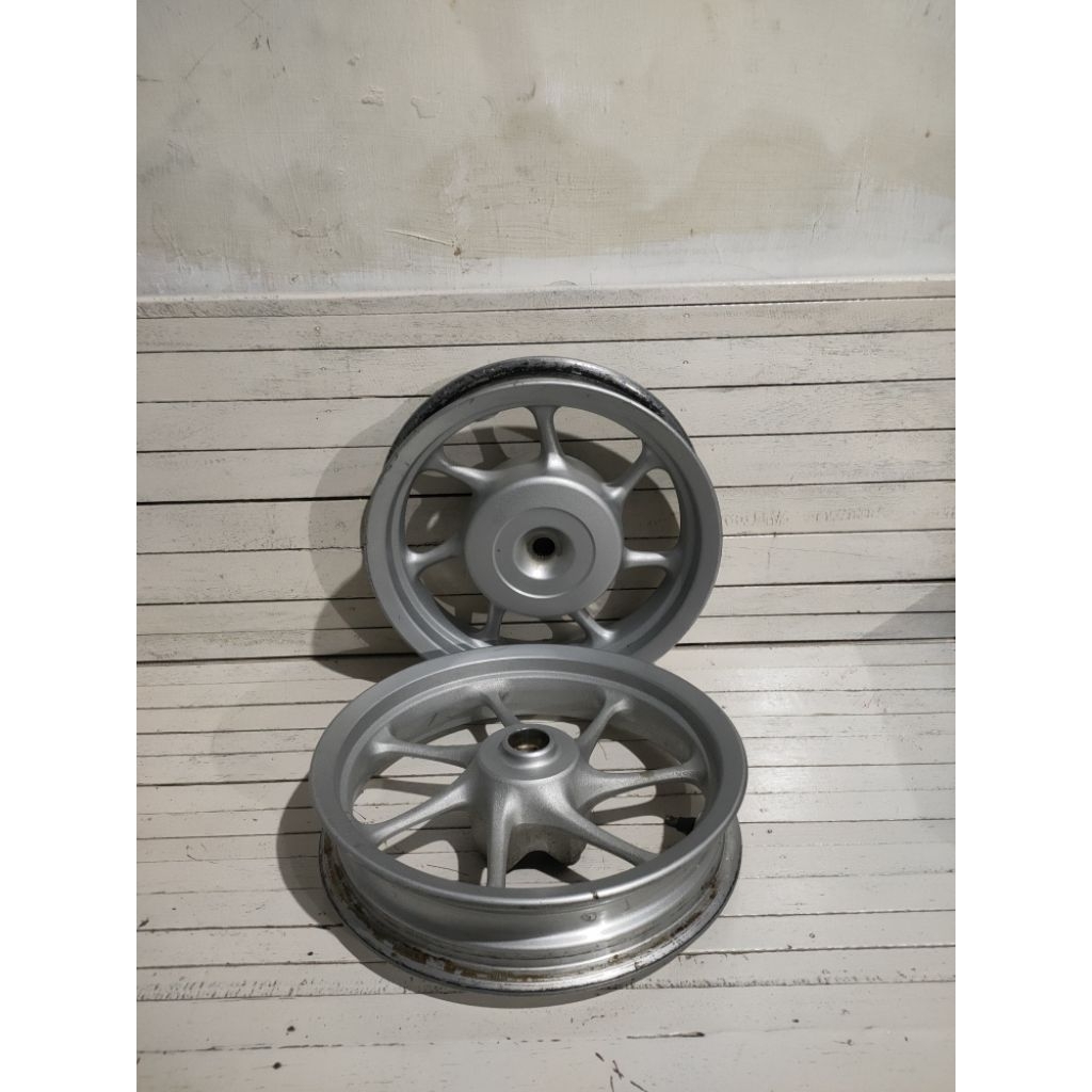 pelek scoopy R12 ORI