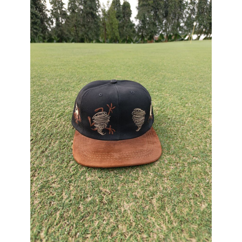Topi Vintage 90s Tasmania Warner Bros 1991