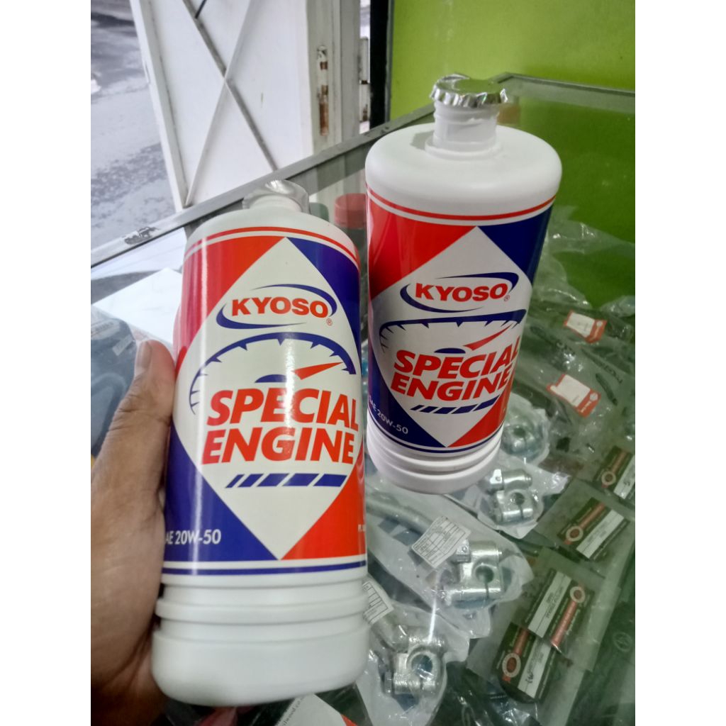 Oli mesin vespa KYOSO 20W/50 0.5 liter