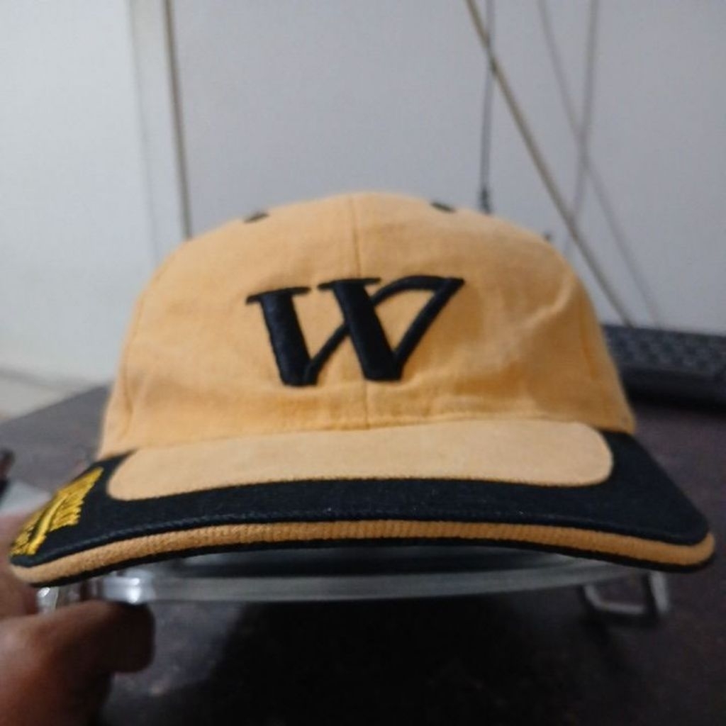 Topi bahan denim lembut warna kuning logo W WARRIOR second original allsize stelan besi mulus no min