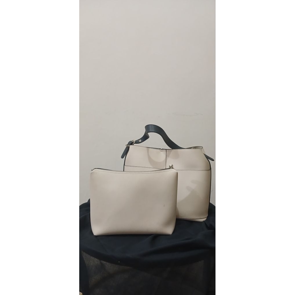 Hush puppies bag preloved