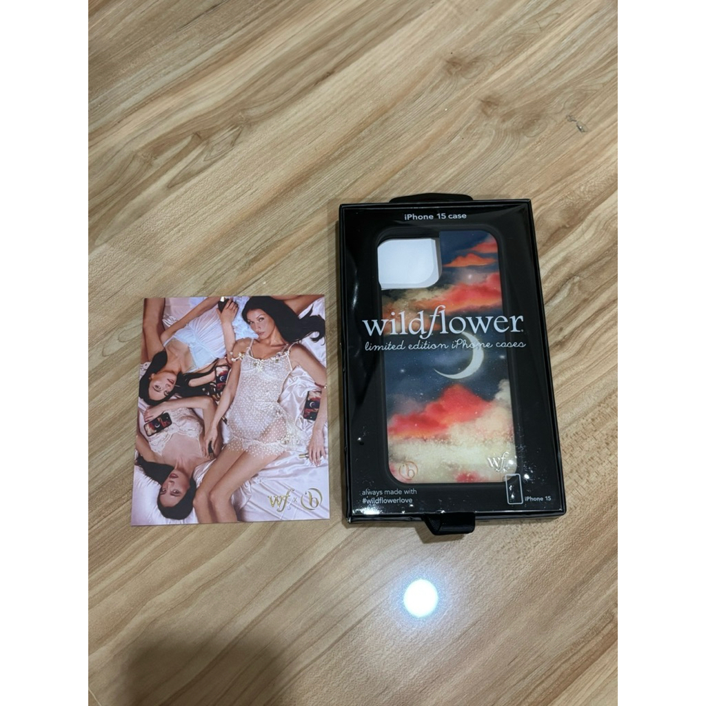 NEW ORIGINAL, READY STOCK Wildflower case orabella iphone 15