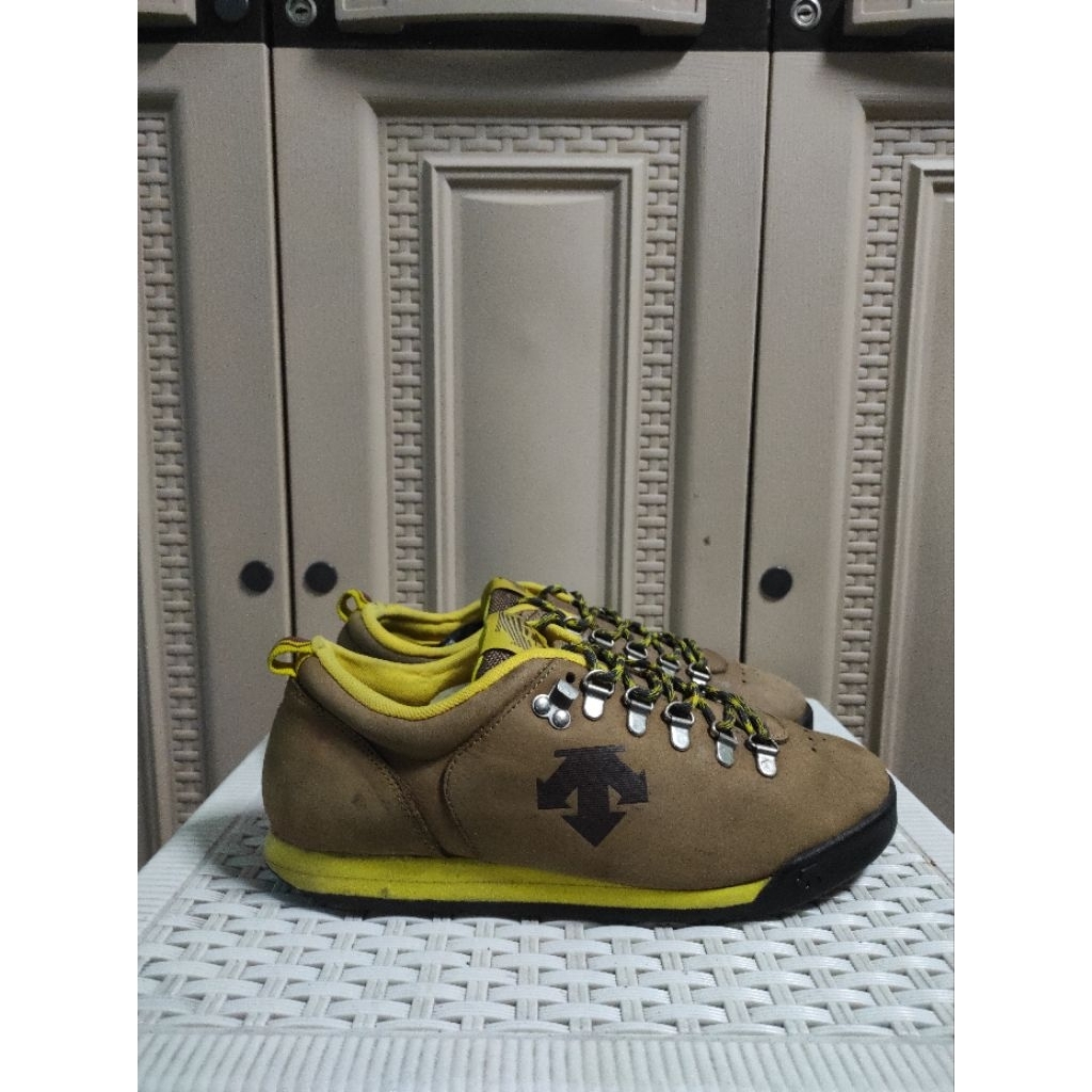 Sepatu descente second orginal