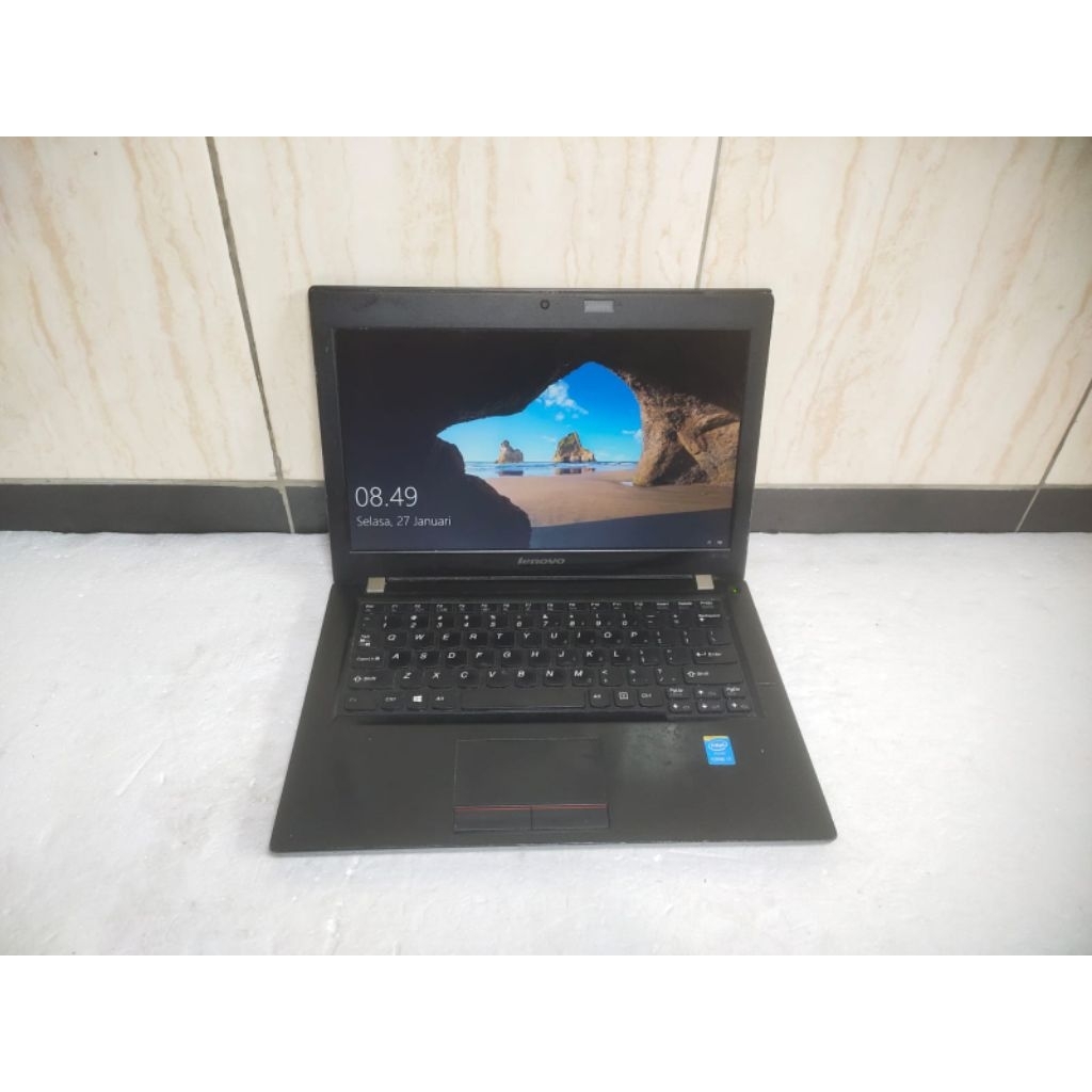 B231 Notebook Lenovo K2450 Ram 8gb HDD 1000gb core i7 gen4 Siap pakai