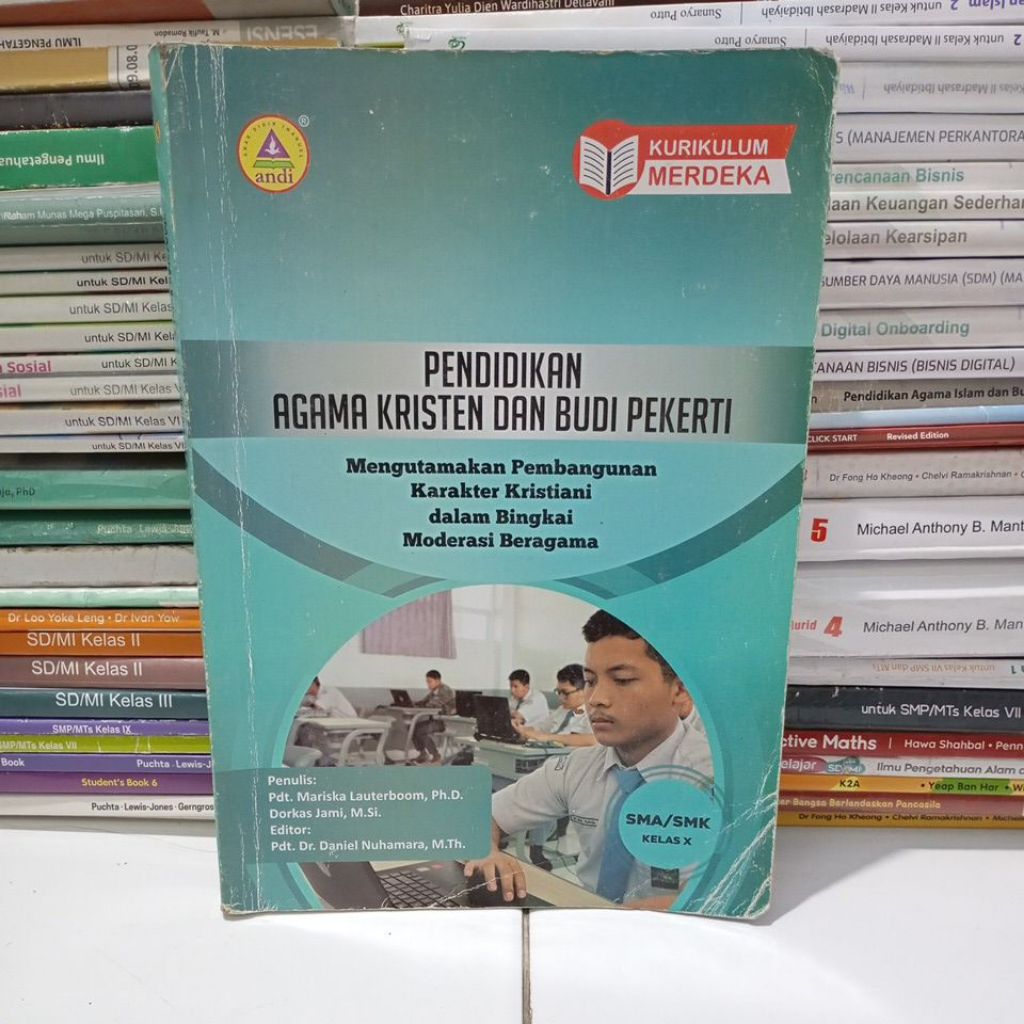 BUKU PENDIDIKAN AGAMA KRISTEN DAN BUDI PEKERTI KELAS 10/1 SMA ANDI KURIKULUM MERDEKA