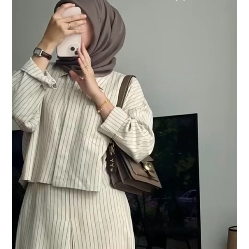 Anneskaftan - Setelan kemeja linen - kemeja stripe -Lisni Zeta Aira Tale dress by moela / Dress Rayo