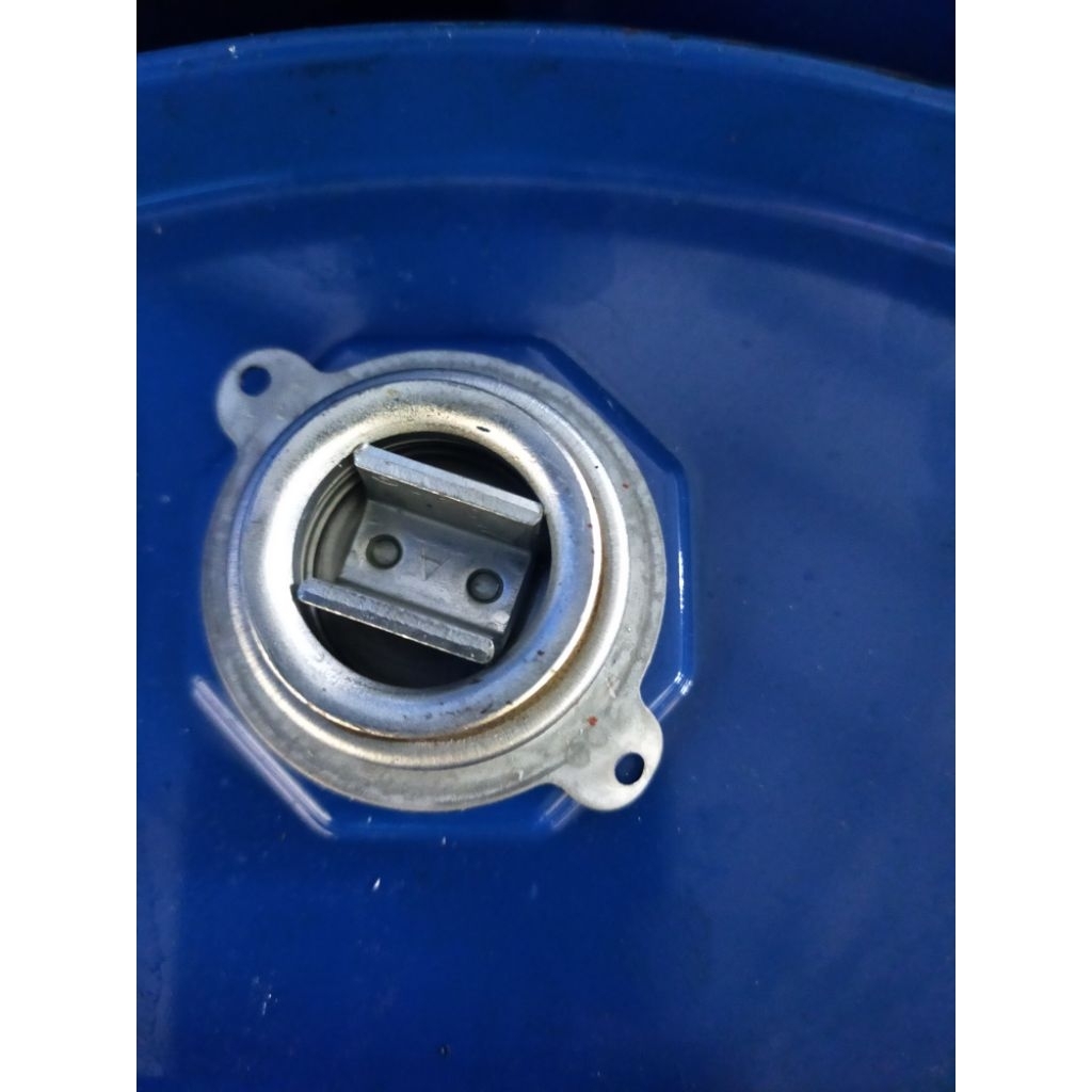 tutup drum besi bagian yang kecil.cocok untuk semua drum besi