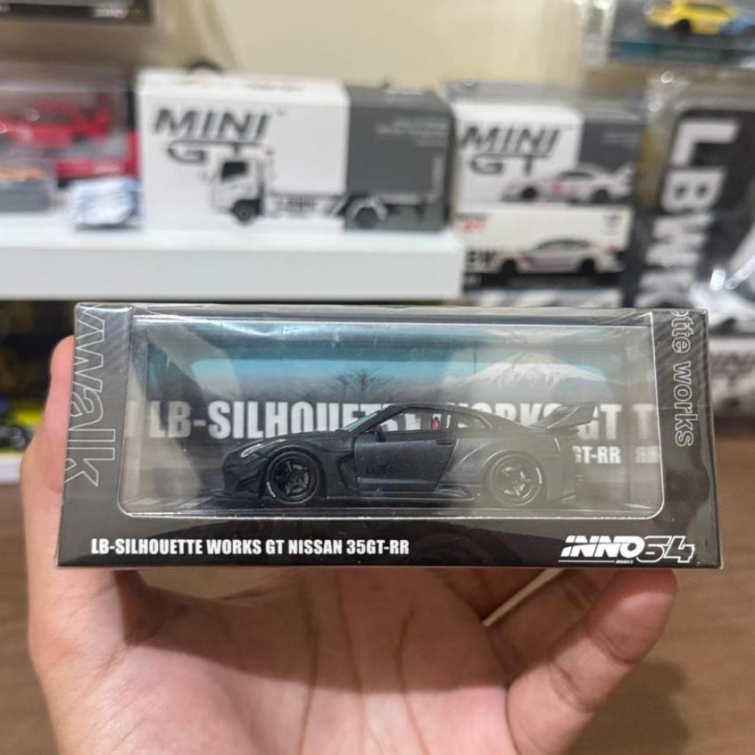 Inno64 Nissan LBWK Super Silhouette 35GT-RR Full Carbon