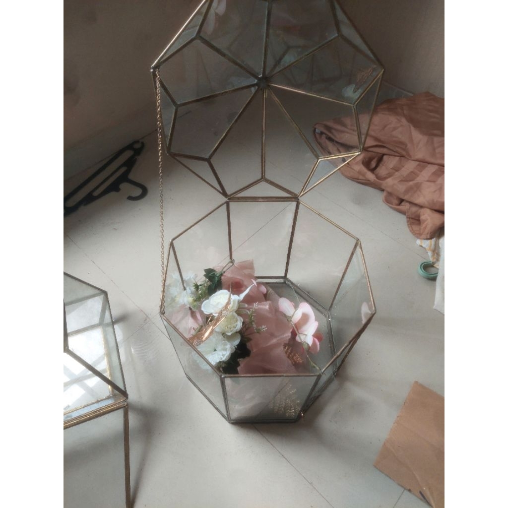 preloved box kaca seserahan/hantaran buat lamaran