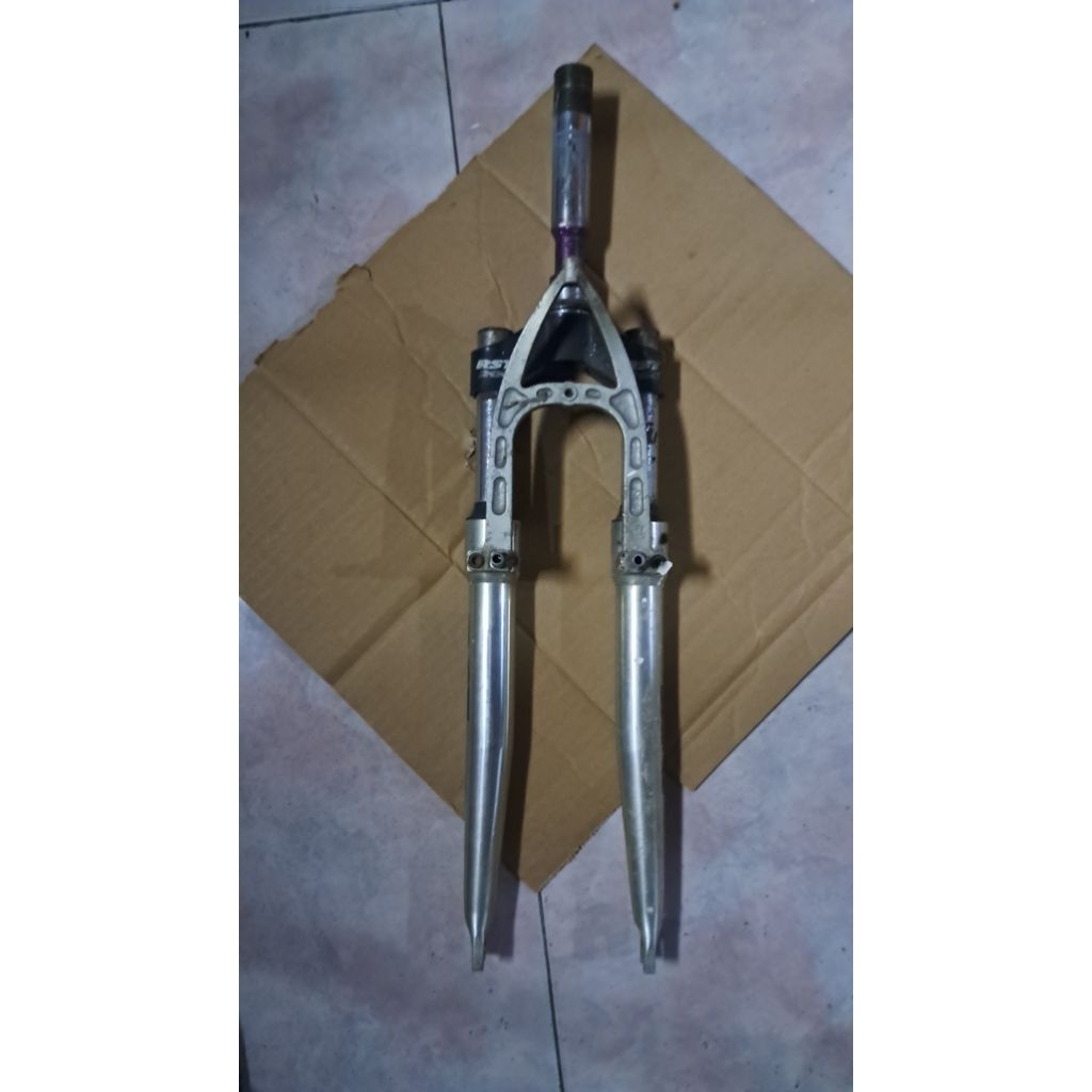 Fork Sepeda MTB RST200