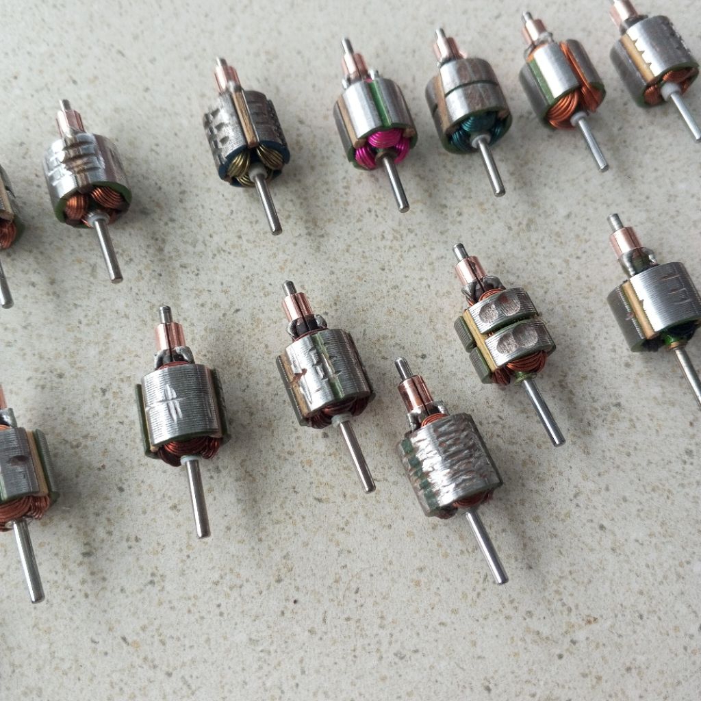 Mesin gulungan dinamo setan Tamiya super cepat