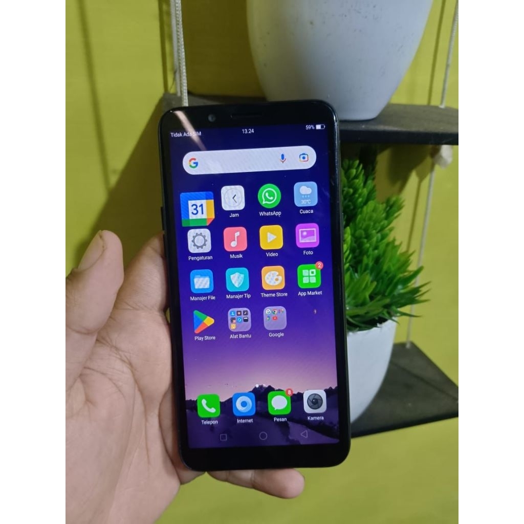 Di jual HP oppo A83 RAM 3/32 Barang Bagus normal siap pakai