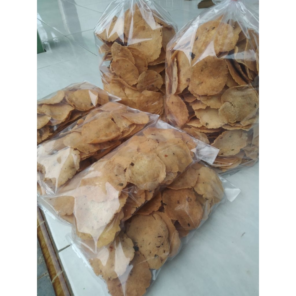 Kletek singkong pedas 1kg